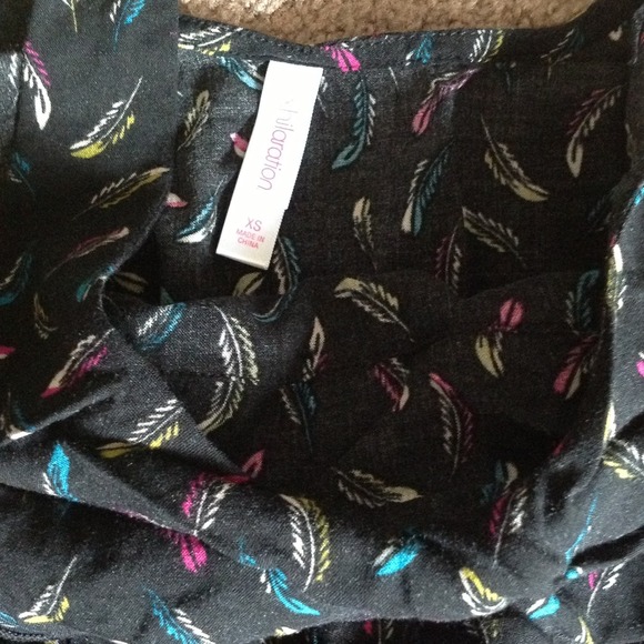 ✋SOLD in bundle ✋ - Picture 3 of 3