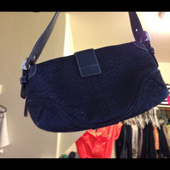 Coach - Picture 2 of 3