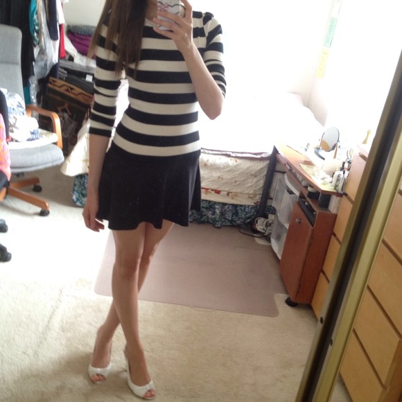 🔴SOLD🔴💙NWOT Striped Sweater Dress💙 - Picture 2 of 4