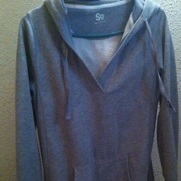Grey long sweatshirt never been worn