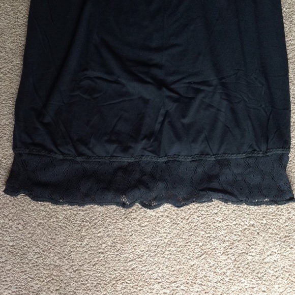 ✋SOLD✋ In bundle - Picture 3 of 3