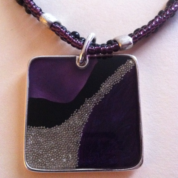Necklace - Picture 2 of 3