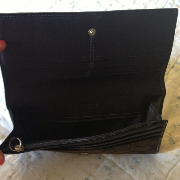 Limited edition COACH wallet - Picture 3 of 4