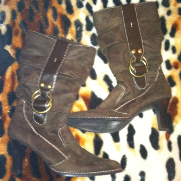 Chocolate brown tall zip up Boots Sz 7.5