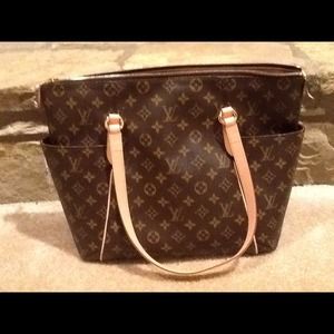 New Louis Vuitton Purse