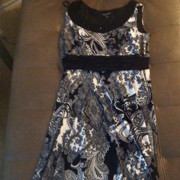 Black and white dress