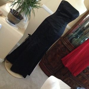 Beautiful Black strapless gown, side pink stripes