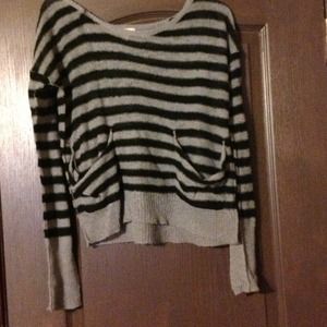 Black and grey light weight sweater