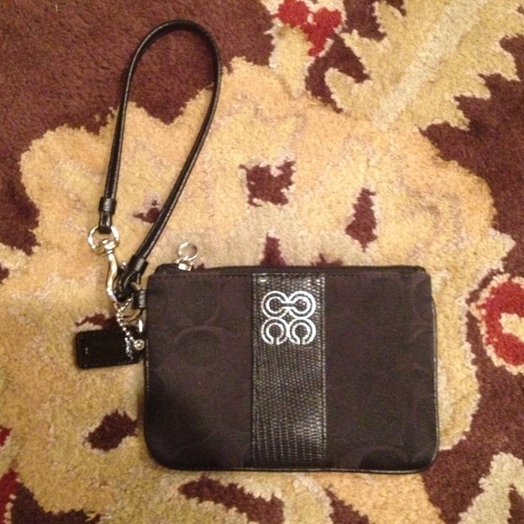 Clutches & Wallets - Bundle with VA