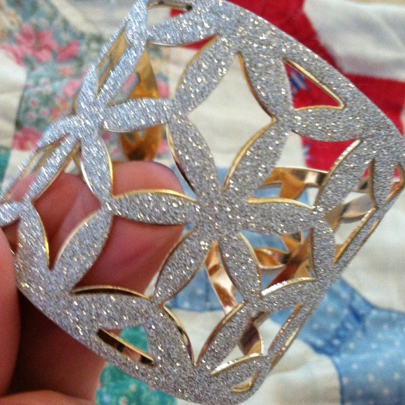 Sold - Picture 3 of 3