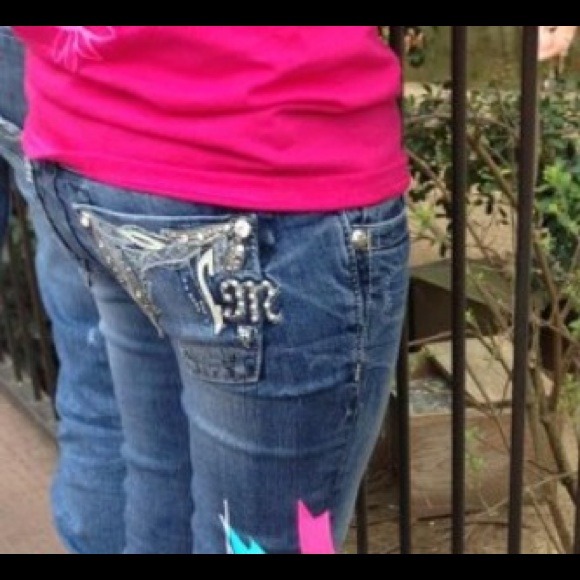 Miss me straight leg