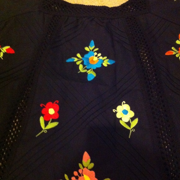 🌟BUNDLED🌟Nanette Lepore Bye Bye Baby Top - Picture 2 of 4