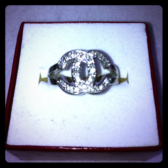 Chanel sterling n diamond ring