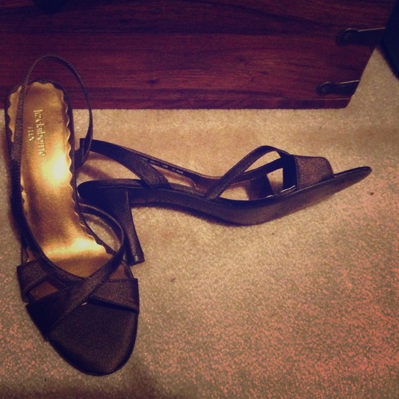 Liz Claiborne brown/bronze strappy heel sandals