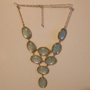 Statement necklace