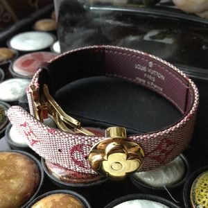 🎉HostPick 10/25🎉 LV Voeux Mini Monogram Bracelet