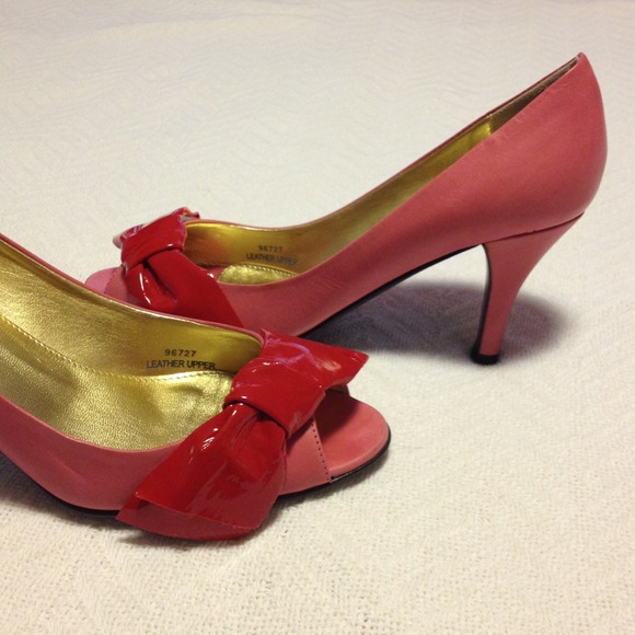 JCrew peep-toe pumps - Picture 4 of 4