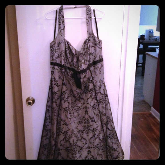 Niki by Niki Lavas party dress RESERVED