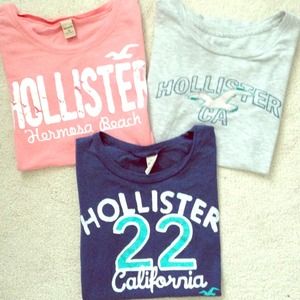 🚫SOLD!🚫Bundles Hollister Graphic Tees