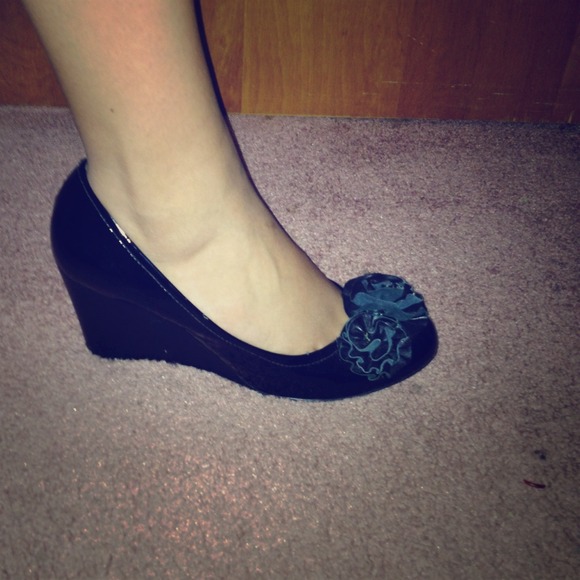 Patent leather wedges