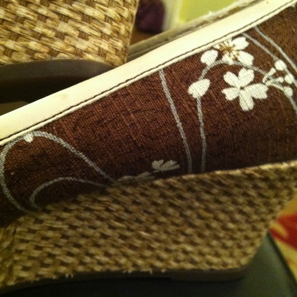 Wedges - Picture 2 of 4
