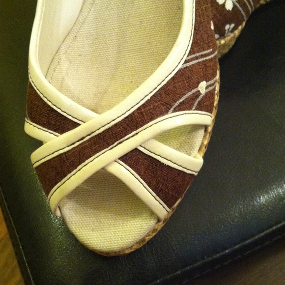 Wedges - Picture 4 of 4