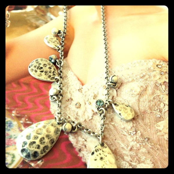 Retro necklace new!!