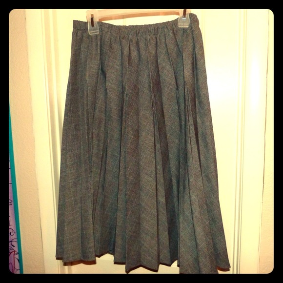 RESERVED FOR JOLIE. Vintage Plus Pleated Skirt XXL