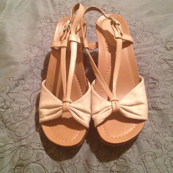 (Sold)Dansko sandals size 39(9)