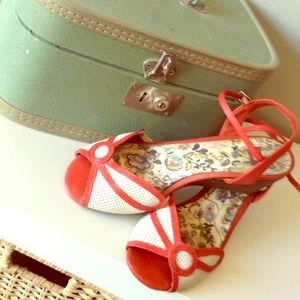 BC Adorable Red & White Wedges