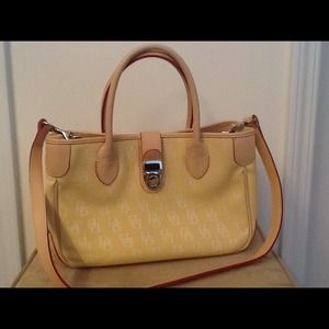 Dooney & Bourke fabric and leather purse