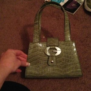 CLEARANCE Green Guess small purse
