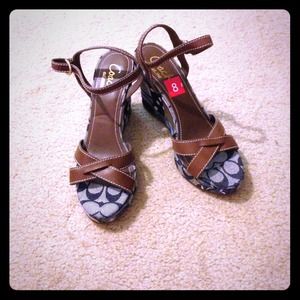 🎈🎈Reduced!!🎈🎈Coach wedges!