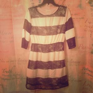 Black/white lace stripe dress/tunic