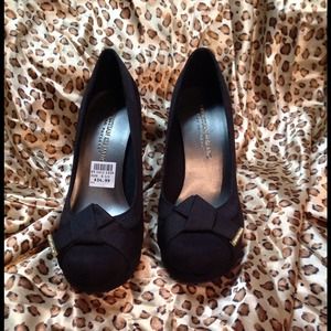 🔆Black pumps NWT🔆