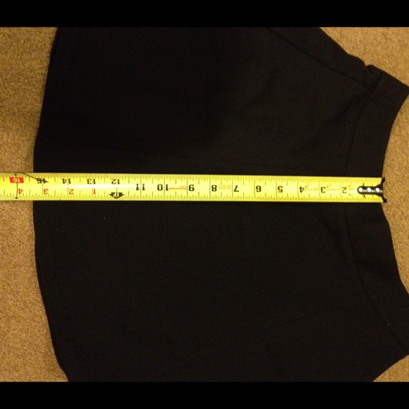 More pictures for the short black skirt.