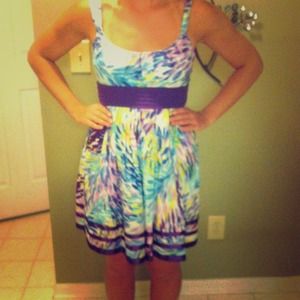 Fun spring time dress! (: