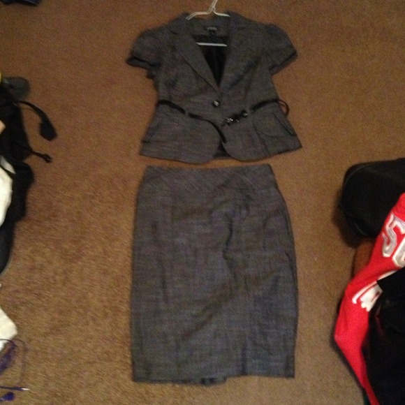 Small gray skirt suit
