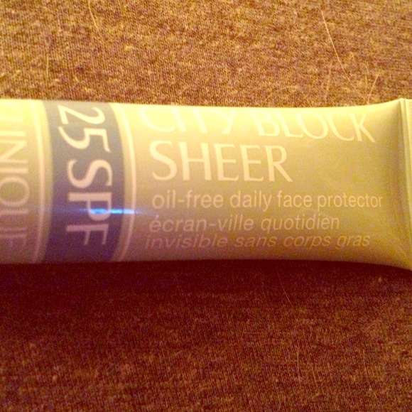 Clinique oil free facial sunscreen