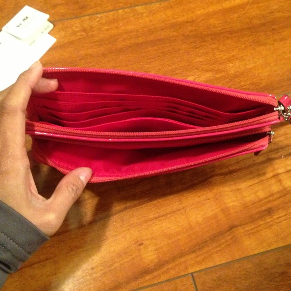 💋SOLD💋Authentic Coach Wallet - Picture 2 of 4