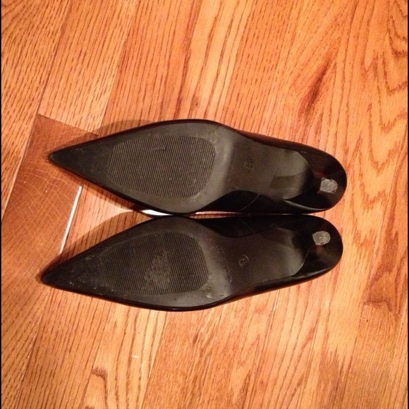 Black pumps - Picture 3 of 3