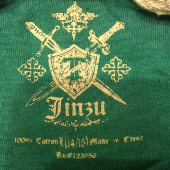 Boys 14-16 decorative t shirt. - Picture 4 of 4