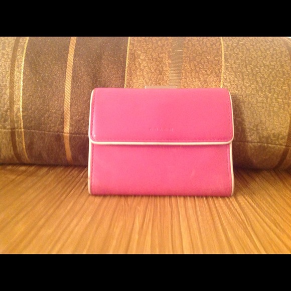 Authentic COACH wallet/change purse