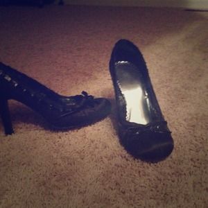 Reduced!! Worn once 2" heels