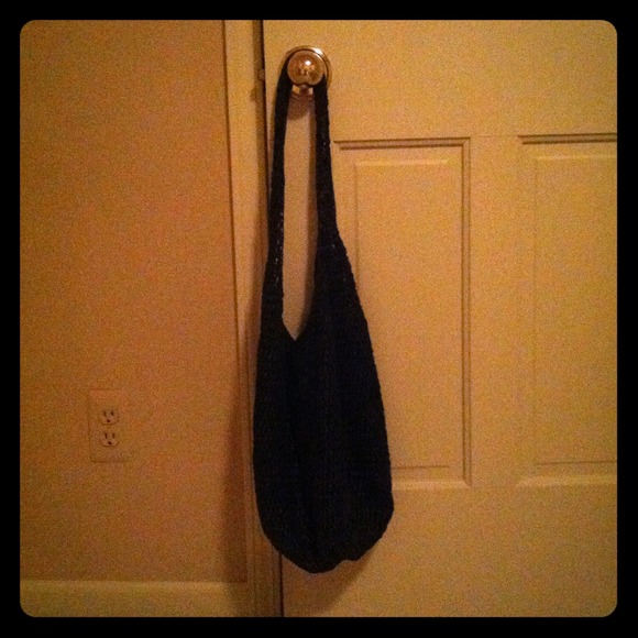 Black plastic-waved bag