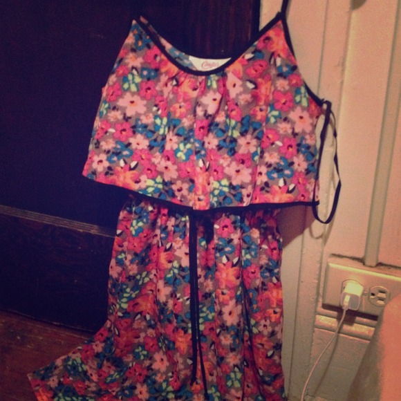 🌟🌟💥RESERVED✨✨✨FLORAL PRINT DRESS