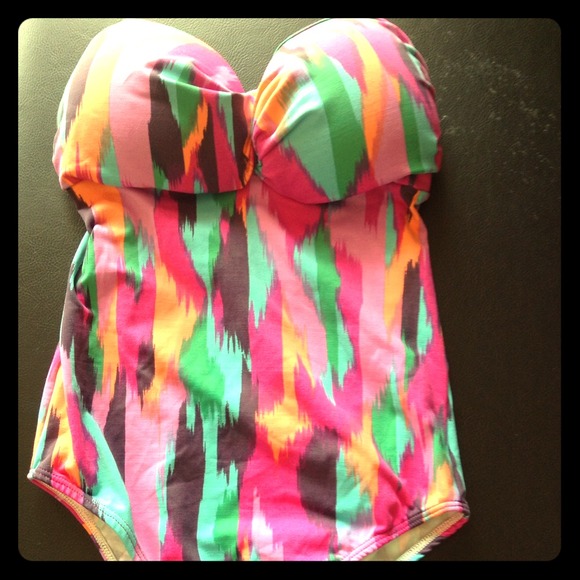 Colorful bodysuit ⛔sold⛔