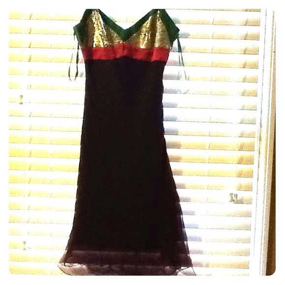 BCBG chiffon dress!! Great for a night out!!
