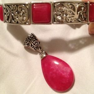 SOLD👌🔁🔀🔂🚫Lia Sophia slide and matching bracel