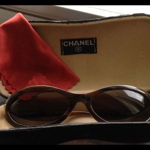 SOLD 💯Authentic Chanel sunnies!!!
